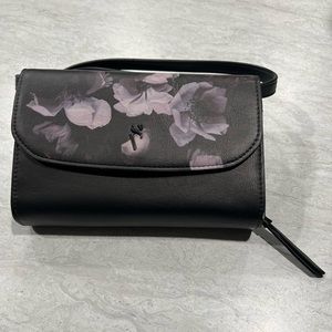 Simply Vera Vera Wang Signature Mini Crossbody Bag